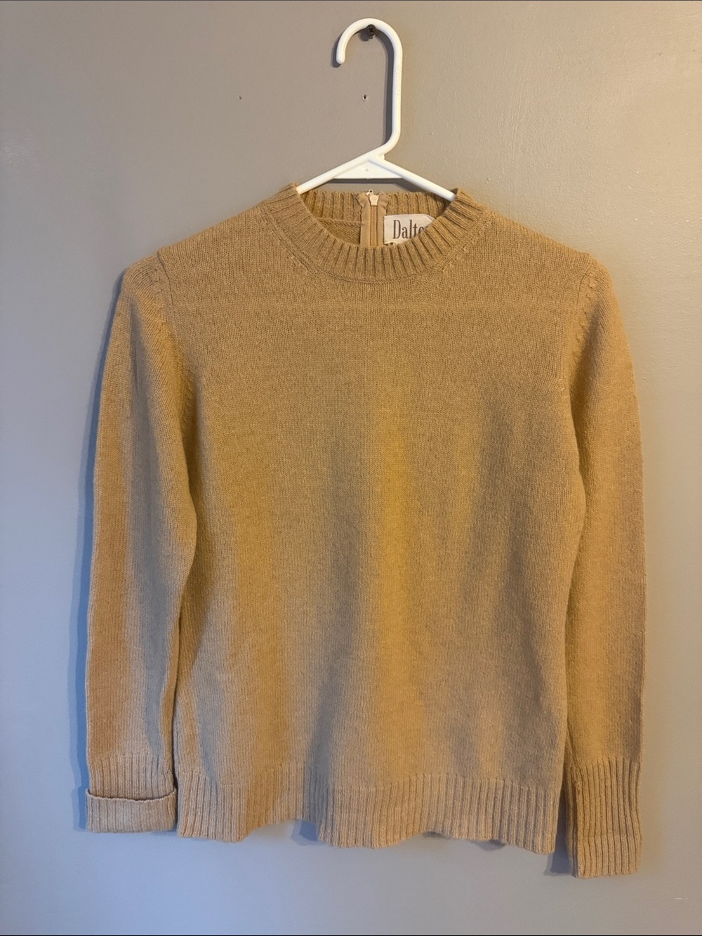 Vintage Dalton Knit Sweater. Camel hair/lambswool. Size 6/Small.